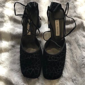 Ann Marino Giraffe Mesh Dress Shoes 7.5 Black